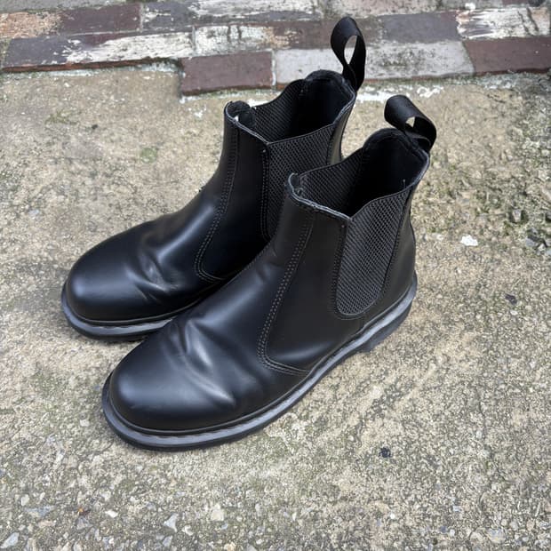 Dr. Martens 닥터마틴 첼시부츠 (270)