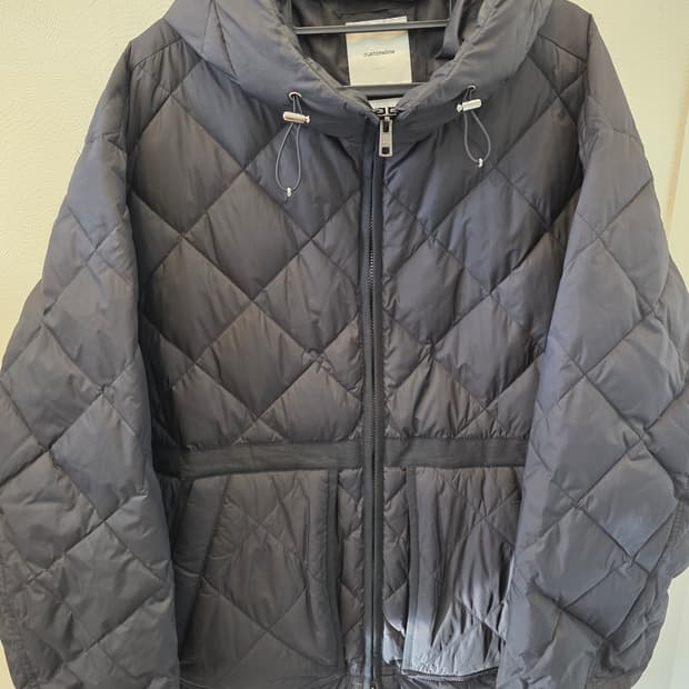 커스텀멜로우 퀼팅  후드집업  블랙