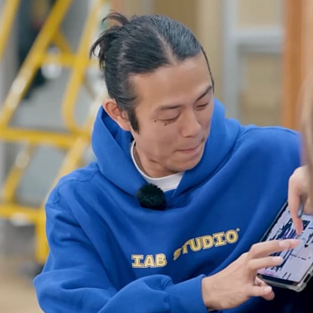 [M] 아이앱 스튜디오 신상 아이앱 스트레이크 로고 후드 블루 새상품