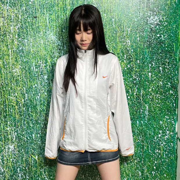 나이키 화이트 오렌지 오버핏 바람막이 러닝 자켓 L