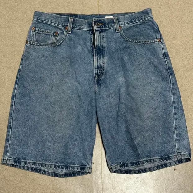 early 00s 리바이스 560 쇼츠 34사이즈 버뮤다