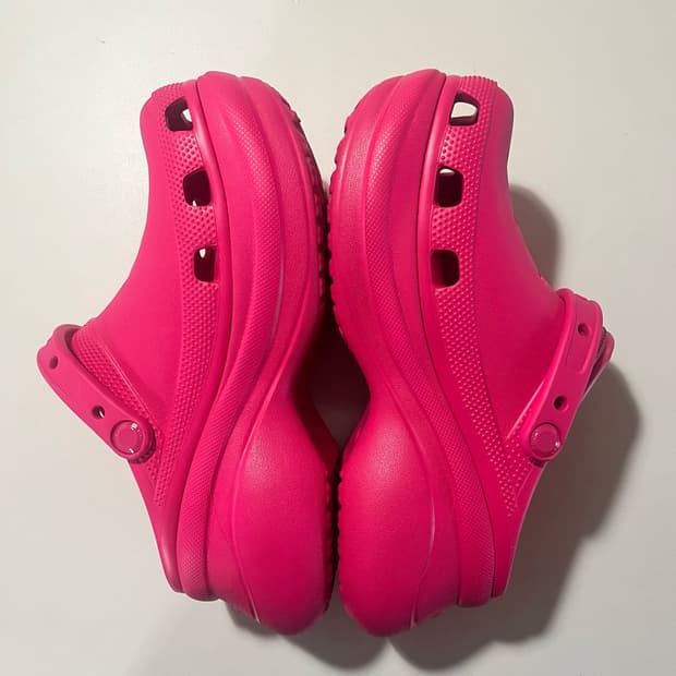 Crocs 크록스 베이 클로그 - 드래곤 프루츠