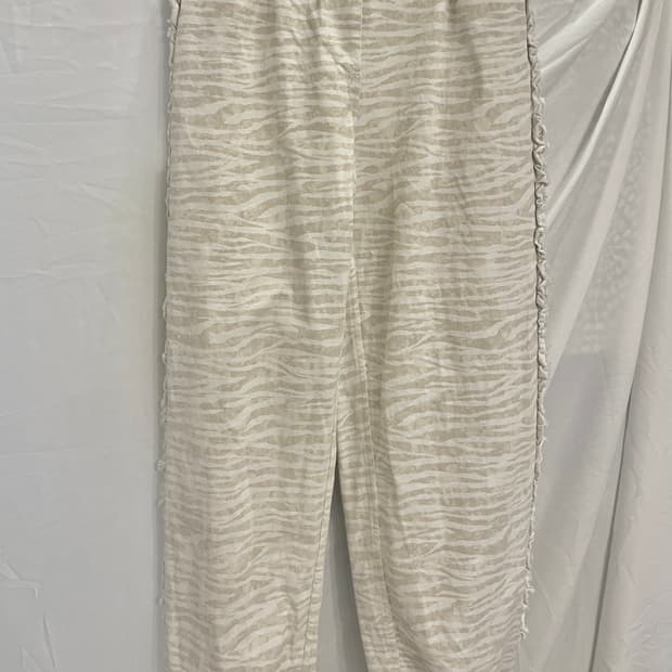 김미더영 프릴 조거팬츠 (지브라패턴)