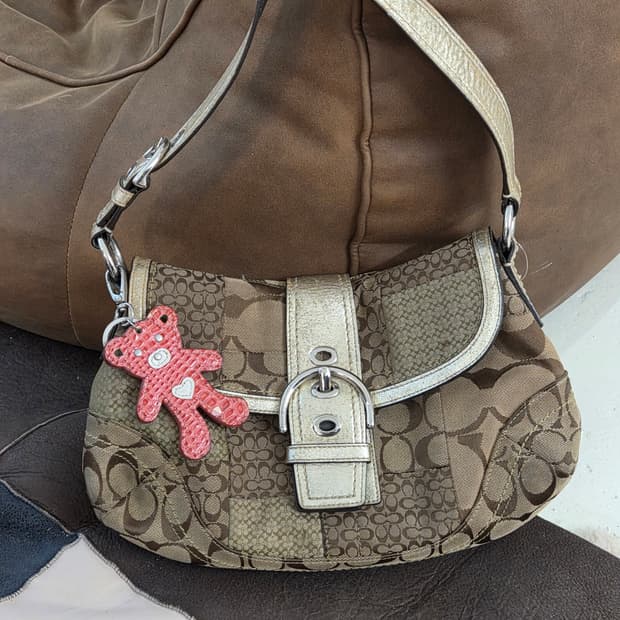 Coach 코치 시그니처 소호 숄더 백