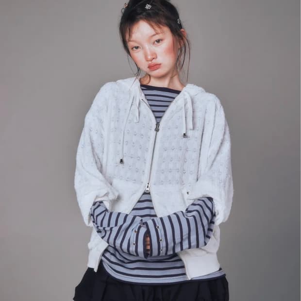 유희 레이스 후드집업 판매합니다!🤩