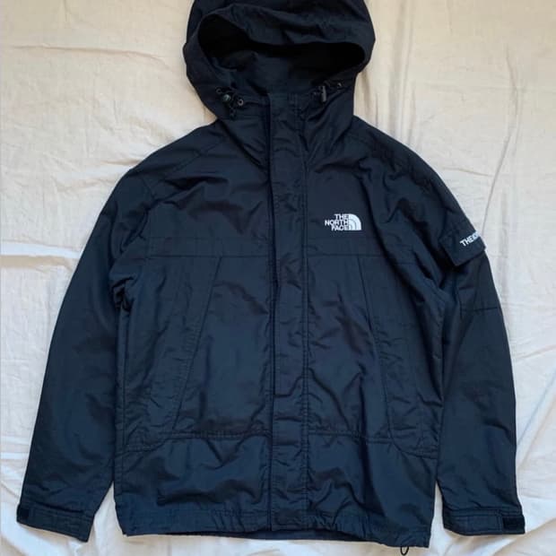 노스페이스 바람막이