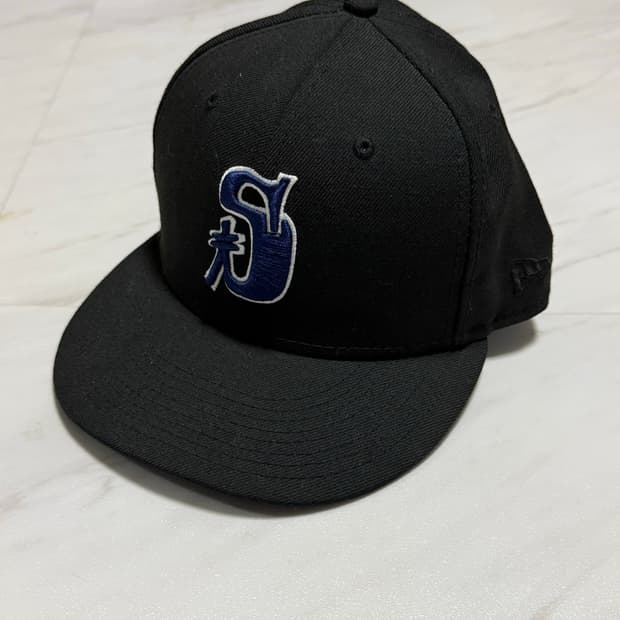 스투시 뉴에라 스냅백 7 3/8