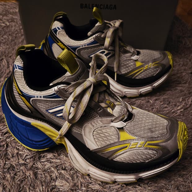 발렌시아가 10XL 한정판 멀티컬러 신품 44사이즈 초급매 장터 최저가