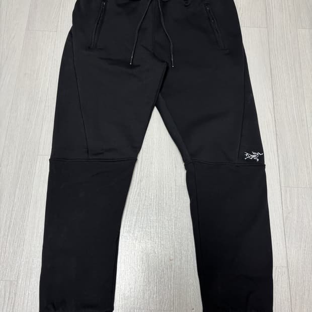 아크테릭스 기모 조거 팬츠