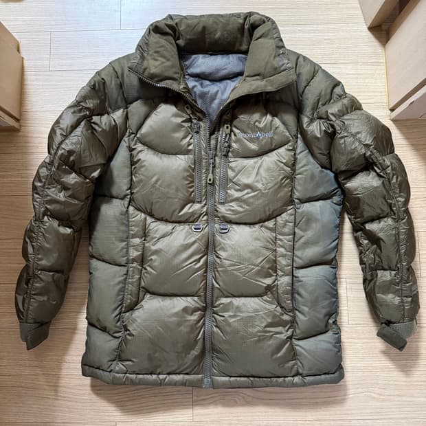 몽벨 패딩