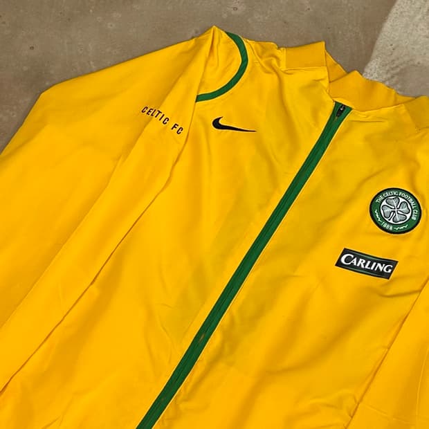 XL 나이키 빈티지 셀틱 FC 옐로우 바람막이