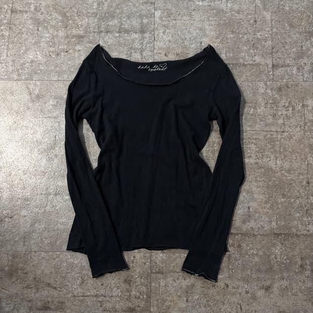 글리터 디테일 와이드 롱 슬리브