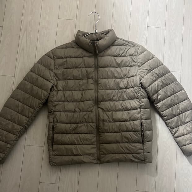 스파오 경량패딩 s