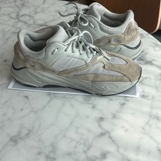Yeezy salt 이지부스트 700 솔트