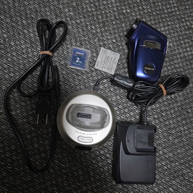 산요작티 c4/풀구성/정품충전기/작례포함