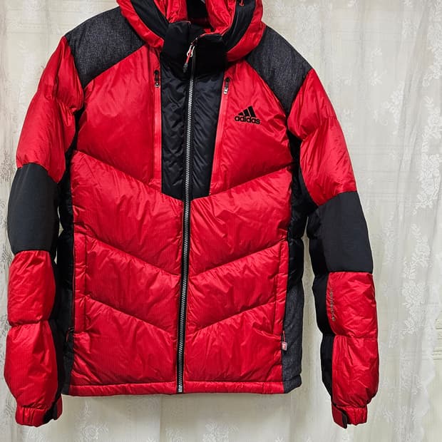 219.아디다스  패딩점퍼  100