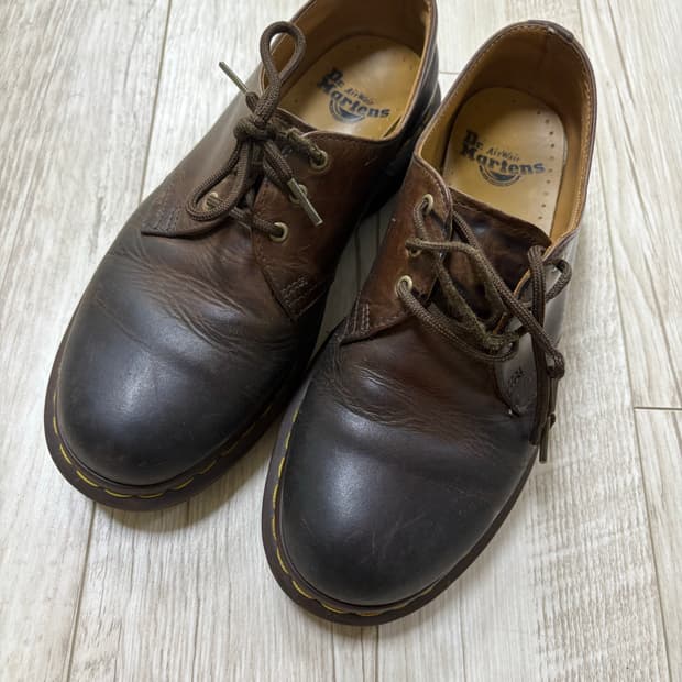 닥터마틴 1461 3홀 크레이지홀스 250