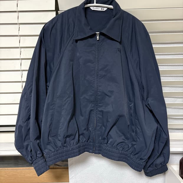 유니클로 jw앤더슨 블루종