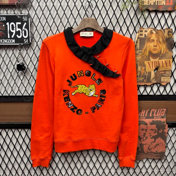 겐조 X H&M 맨투맨 전면 정글 타이거 로고 포인트 오렌지
