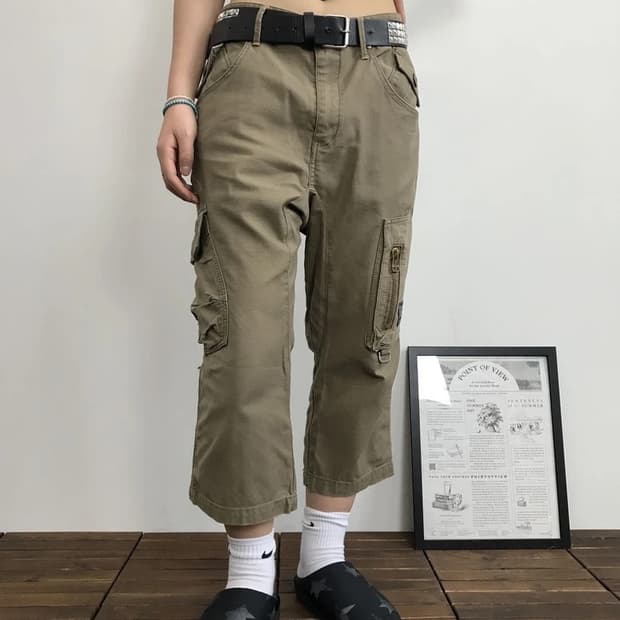 Edwin Cargo Cropped Pants
