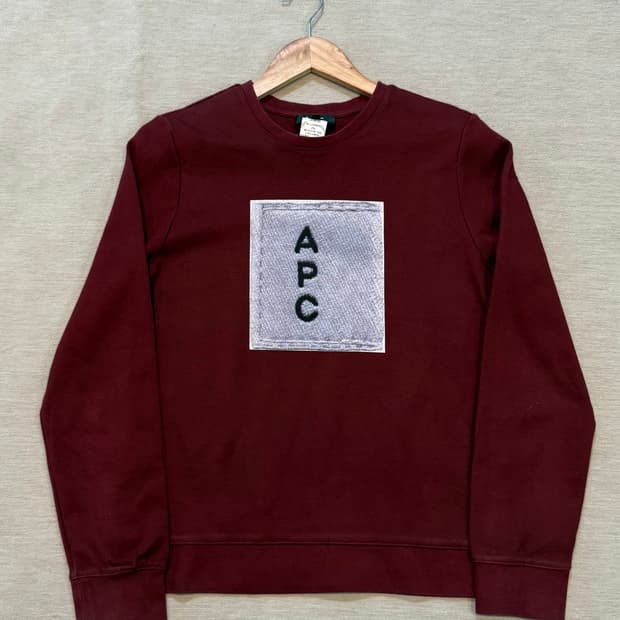 아페쎄 버건디 로고 맨투맨