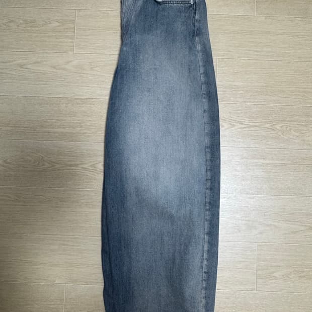 H&M 슈퍼배기진