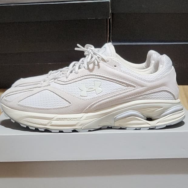 언더아머 280 호버 애퍼리션 화이트 베이지