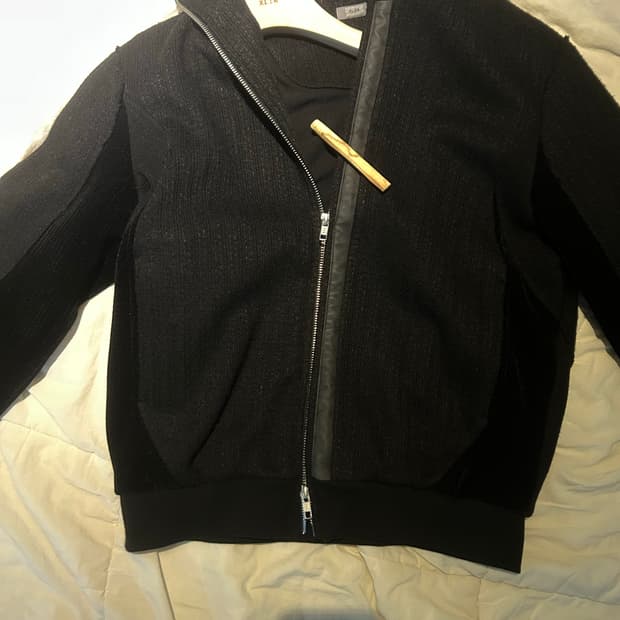 Xlim ep6 01 jersey xs