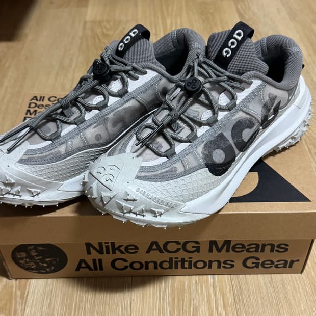 나이키 ACG 마운틴 플라이 2 로우 라이트 오어 블랙 255