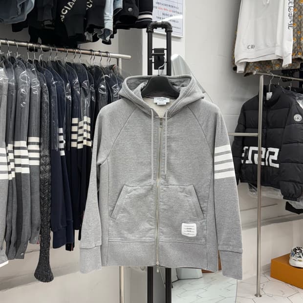 [4] 톰브라운 사선완장 후드집업