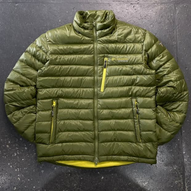 95-100 콜럼비아 경량패딩