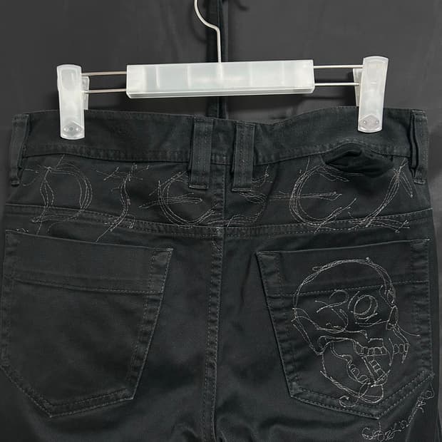 디젤 스컬 자수 블랙진 