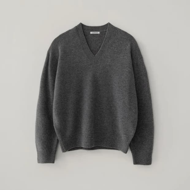 블랭크룸 / 25FW 브이넥 니트 / 3