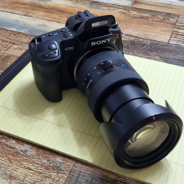소니 dslr A350 + 16-105mm 렌즈와 디지털 카메라 판매합니