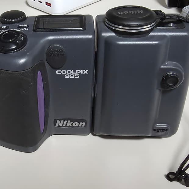 니콘 쿨픽스 995 빈티지 디지털카메라