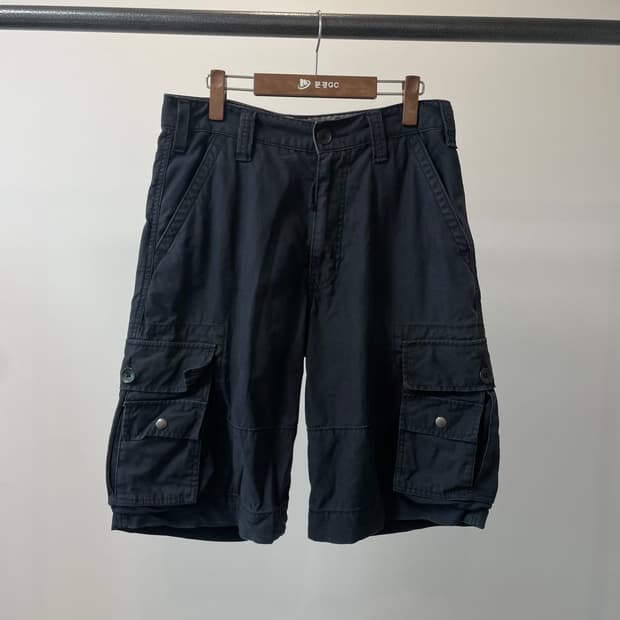 (29) Levis 리바이스 블랙 카고 반바지