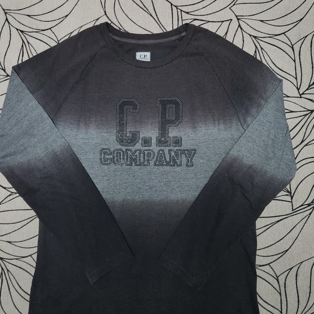 CP컴퍼니 빈티지 그라데이션 후드그라피 롱슬리브 XL