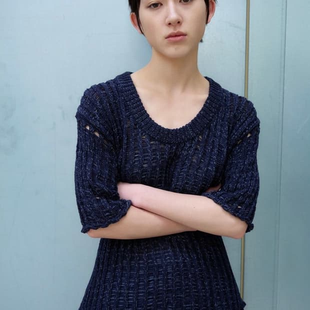 NET HALT SLEEVE KNIT