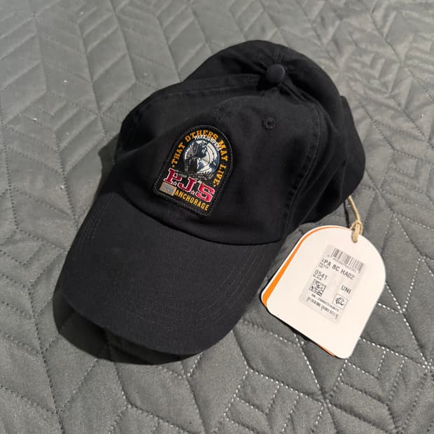 파라점퍼스 볼캡 블랙 새상품