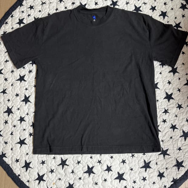 이지갭 숏 슬리브 블랙