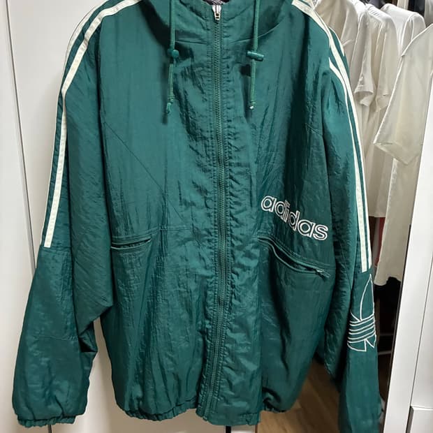 아디다스 빈티지 바람막이 L/100