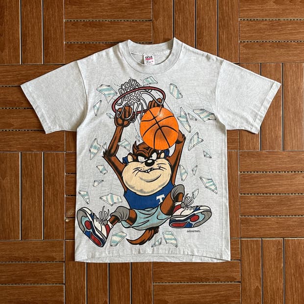90’s Anvil usa ‘Taz’ cotton 1/2 tee