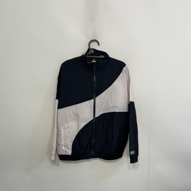 언더아머 여성 레거시 크링클 나일론 우븐 자켓 M 