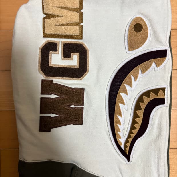 베이프 샤크후드집업 릴랙스드핏 사이즈M(실측L)