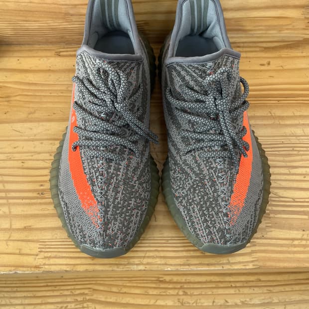 아디다스 이지부스트 350 V2 벨루가