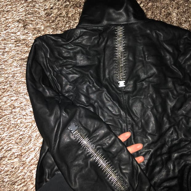 Isaacc sellam high neck 레더자켓 s