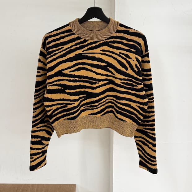 프로엔자 슐러 브라운 타이거 크롭 니트