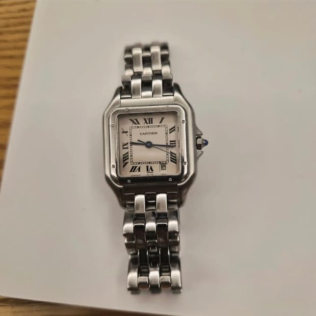 까르띠에 팬더 드 까르띠에 MM 스틸

쿼츠 시계