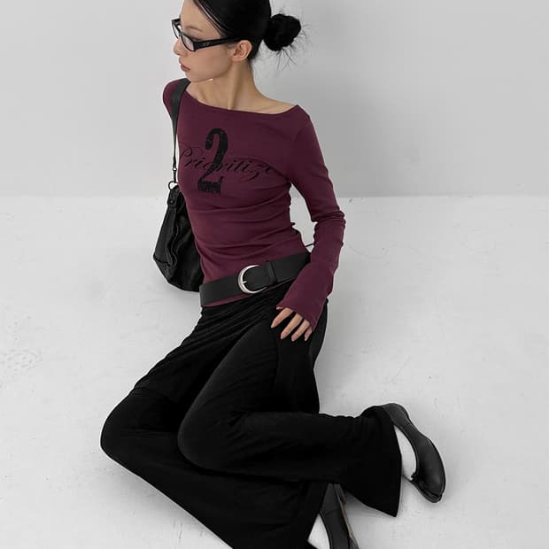 블랙업 made 버건디 케리프프린팅슬리브티 보트넥 긴팔