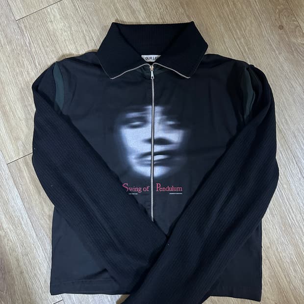 아워레가시 집업 